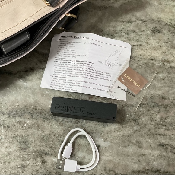 Concept purse with power bank charger inside. - Picture 9 of 9